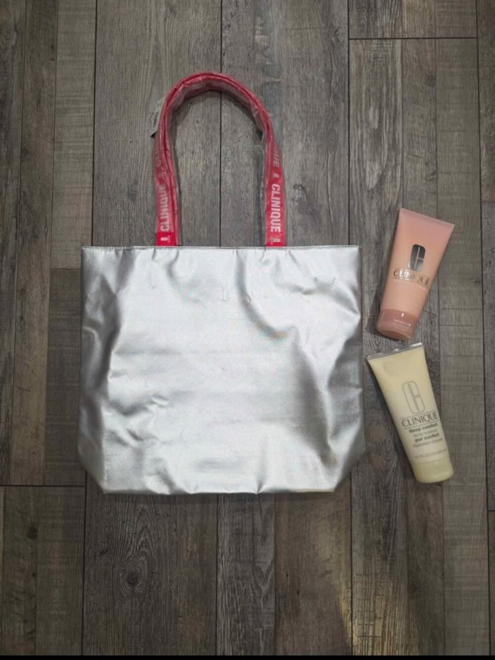 BNWT Clinique Set - Moisture
